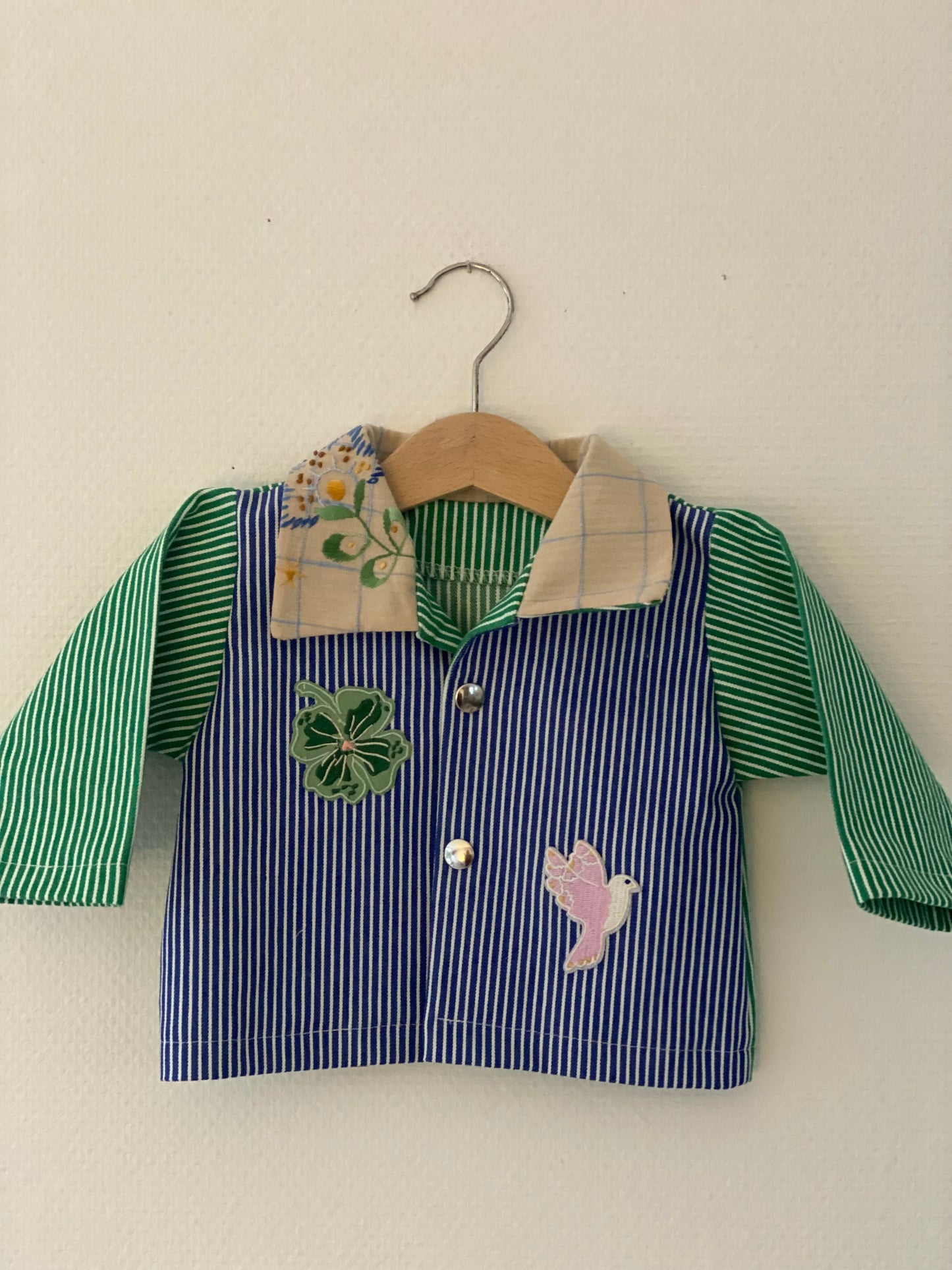 Grøn/blåstribede jakke - str. 74