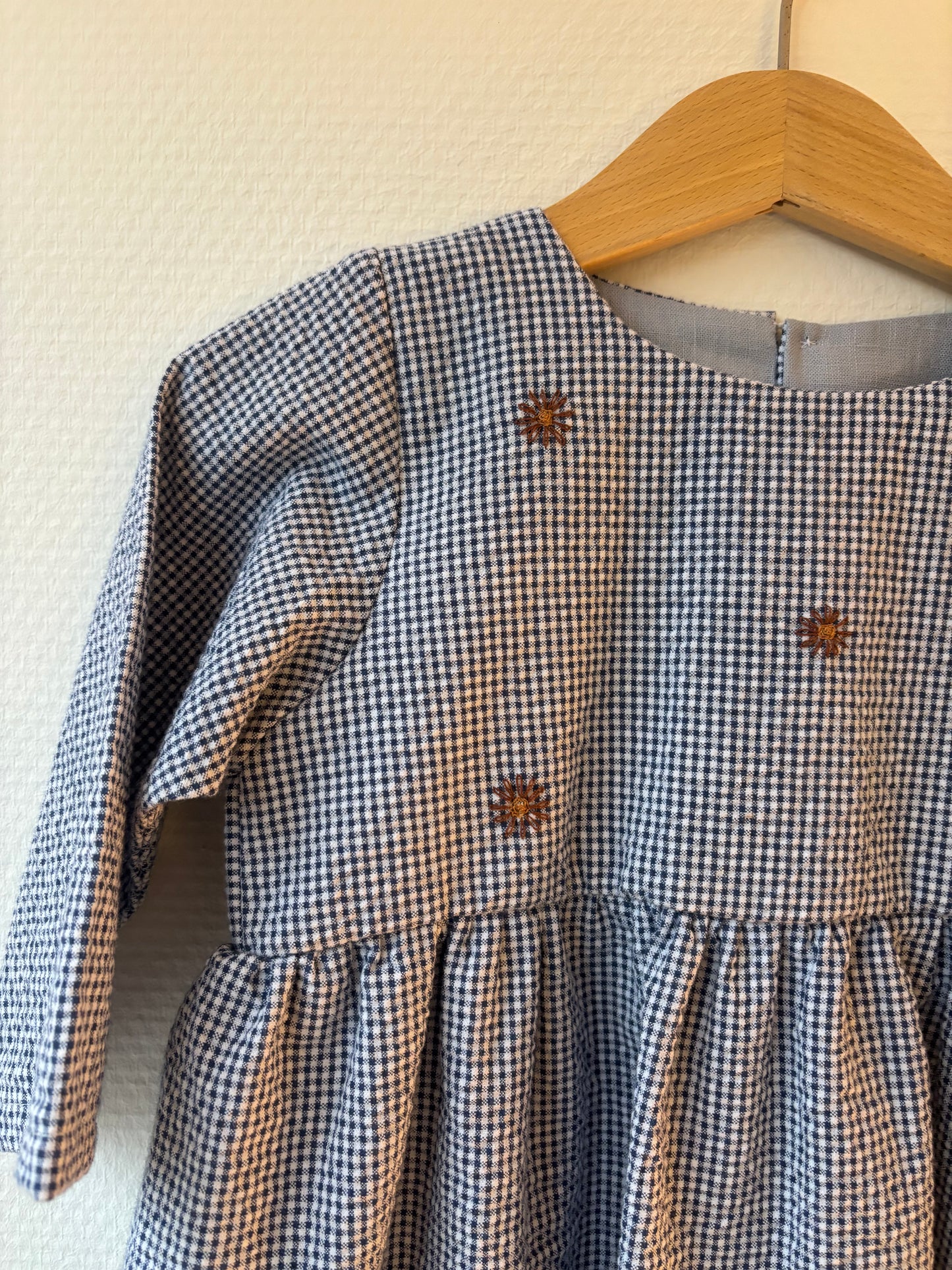 Ternet kjole - str. 92