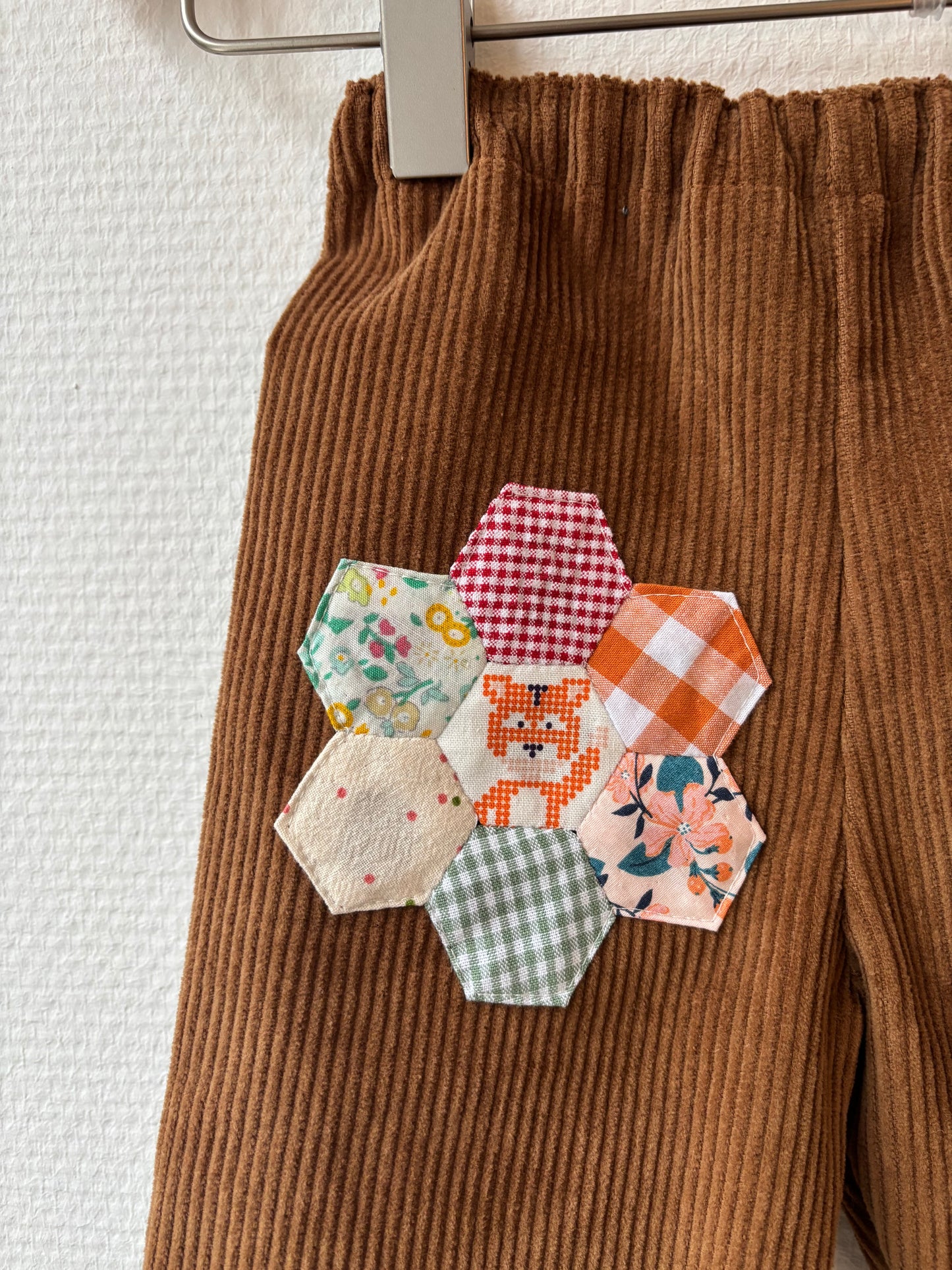 Brune fløjlsbukser - str. 62-68