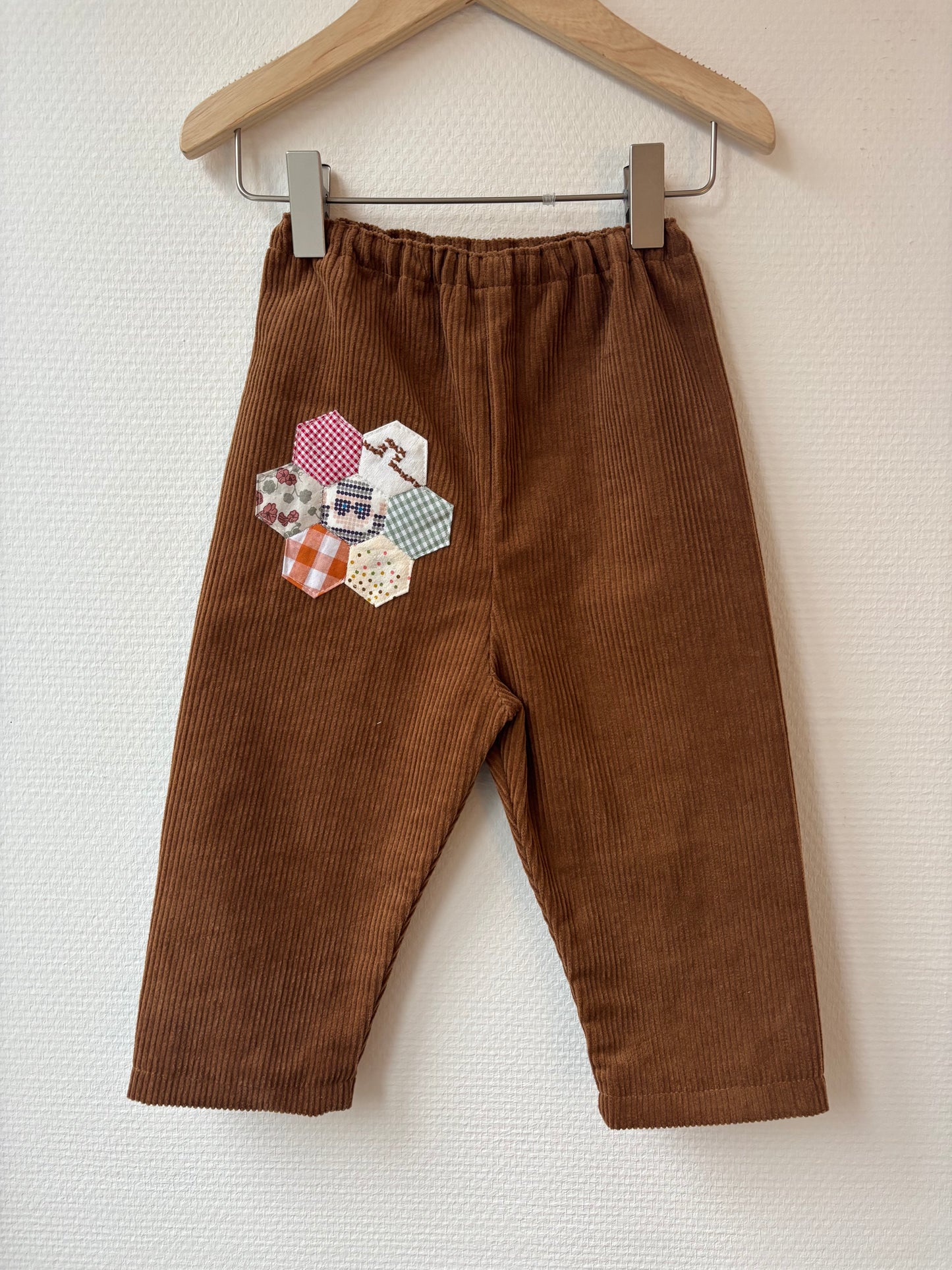 Brune fløjlsbukser - str. 86