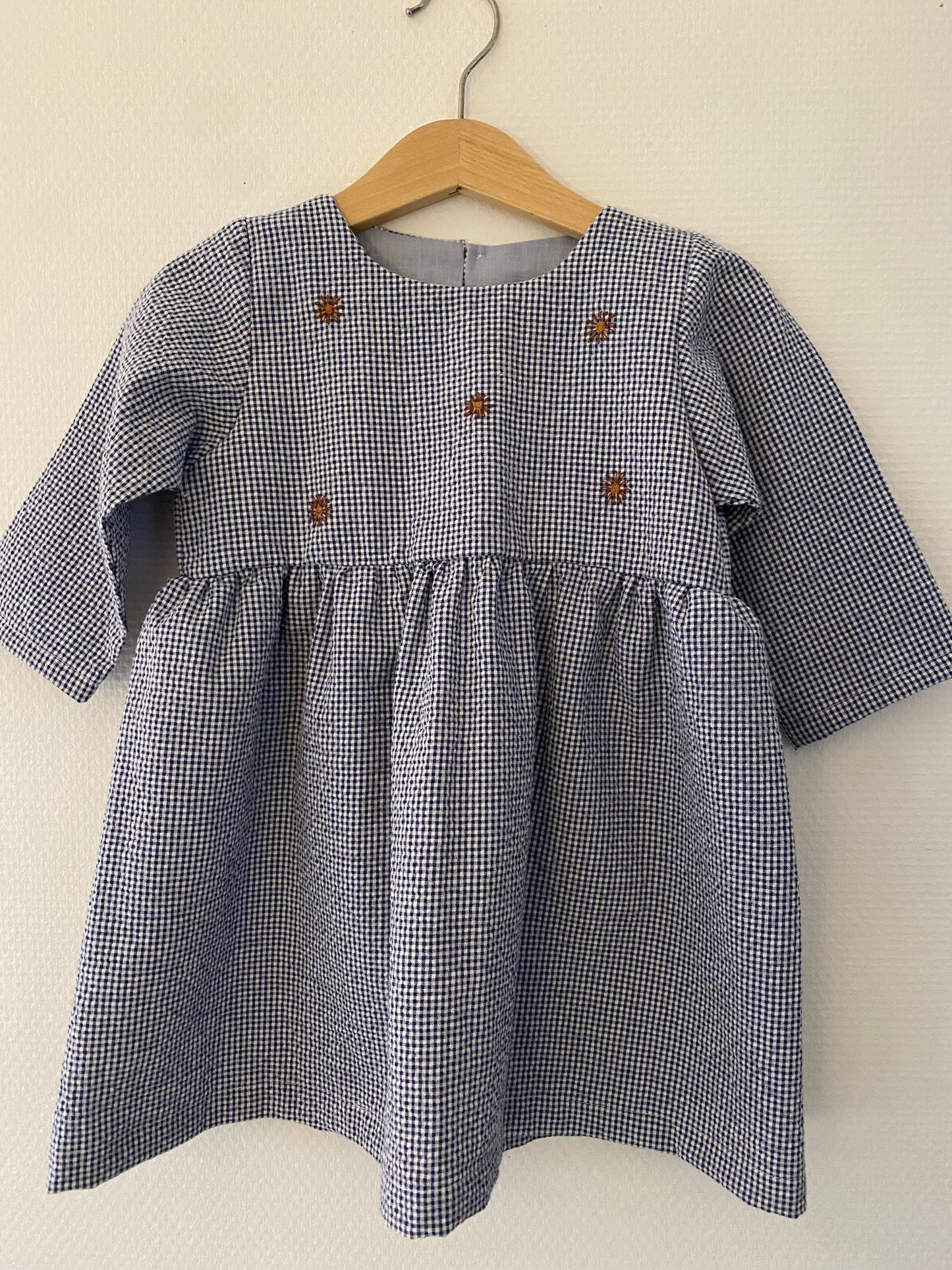 Ternet kjole - str. 92